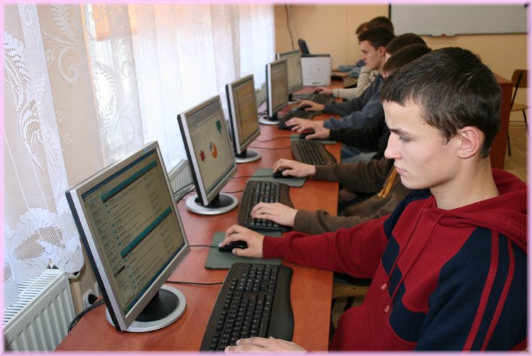 pracownia komputerowa_1.JPG